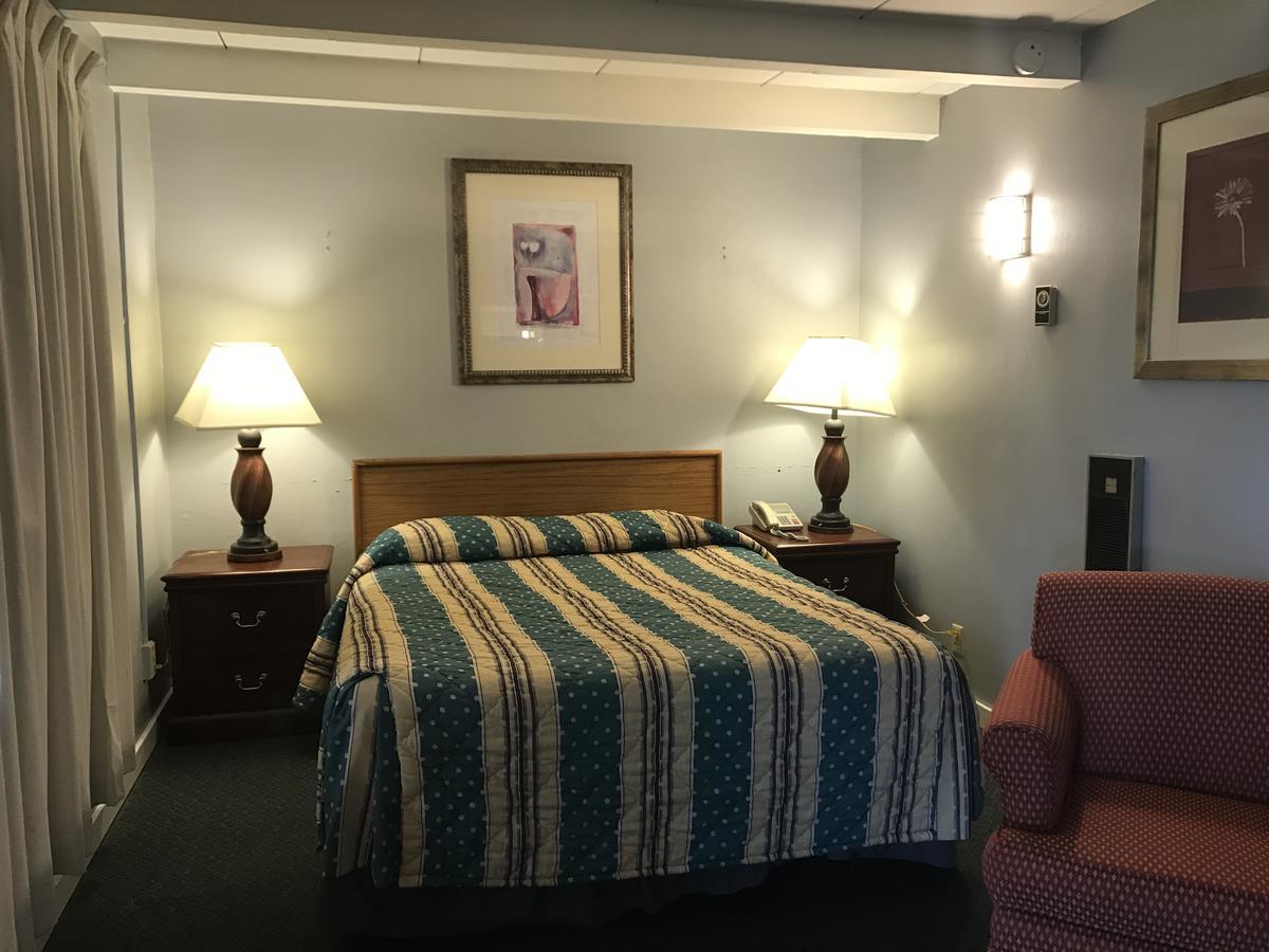 Oak Harbor Inn Esterno foto